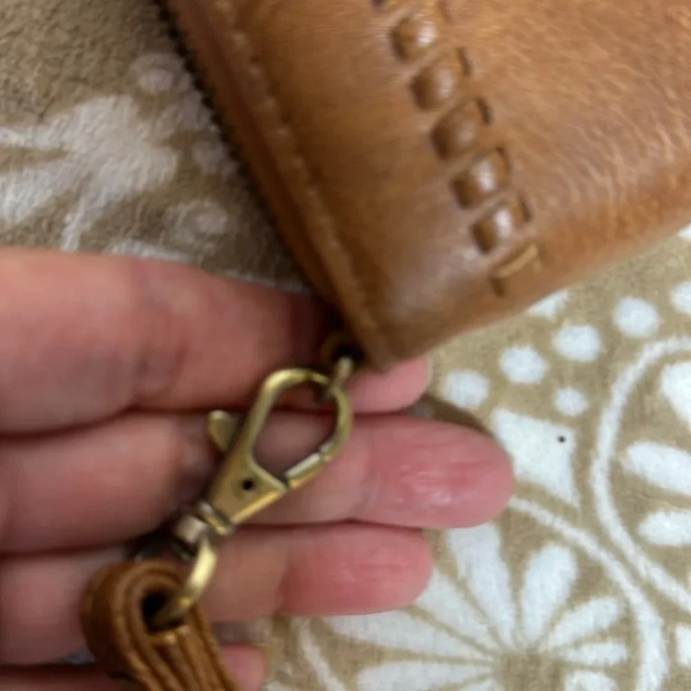 NWT Kate & Alex  wristlet/ wallet
